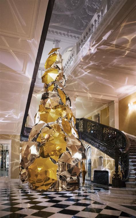 burberry christmas tree